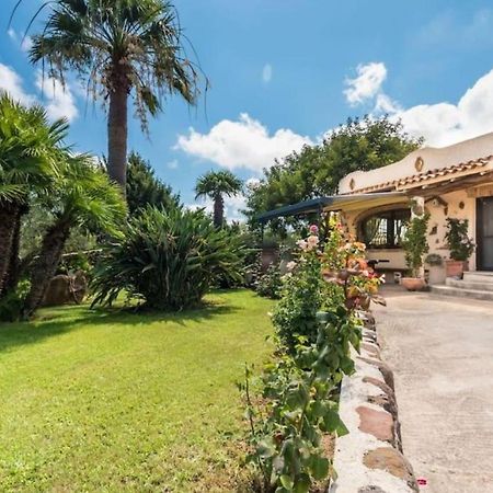 villa con immenso giardino Orosei Esterno foto
