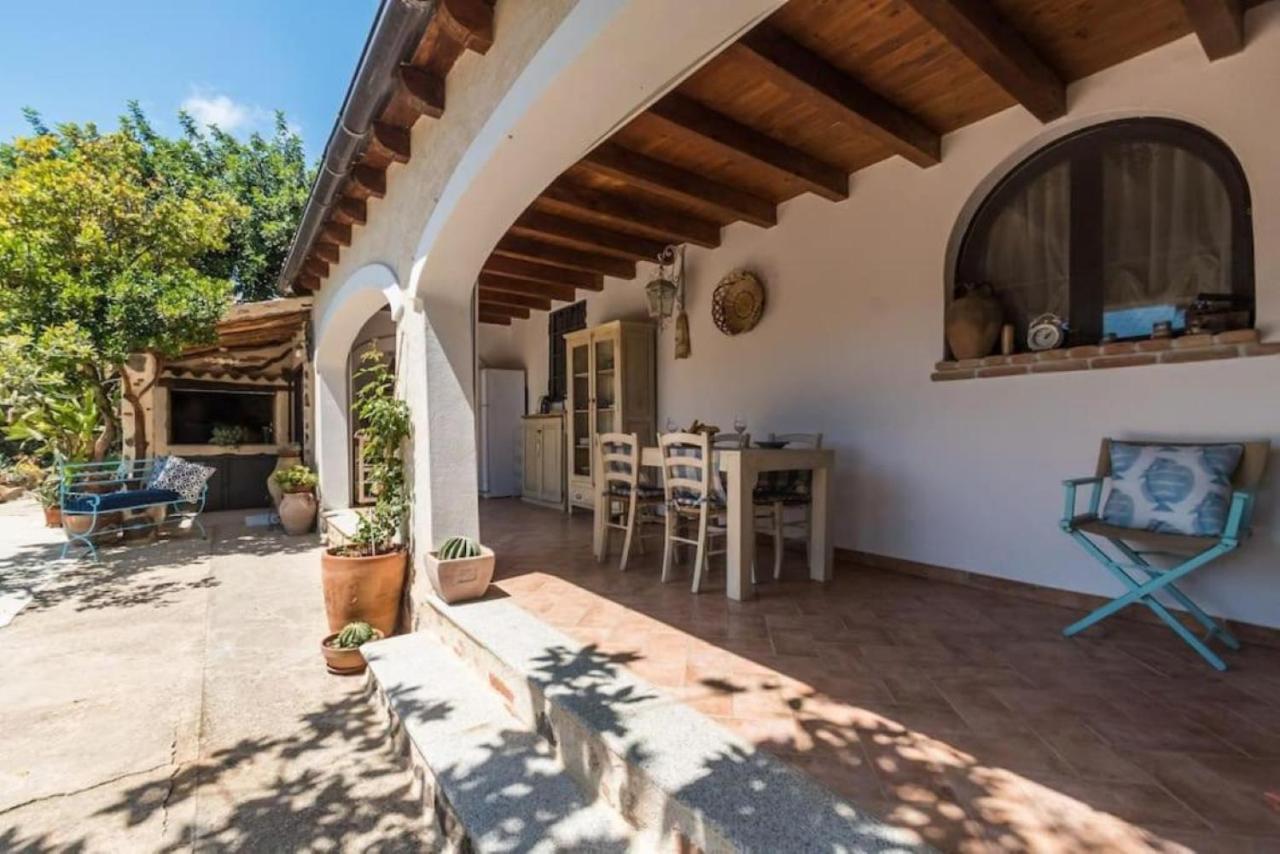 villa con immenso giardino Orosei Esterno foto