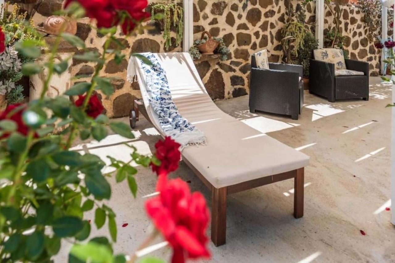 villa con immenso giardino Orosei Esterno foto