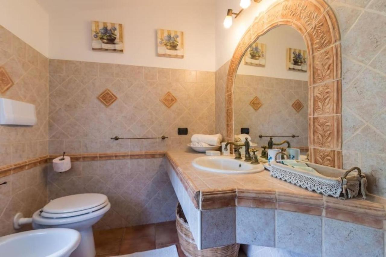 villa con immenso giardino Orosei Esterno foto