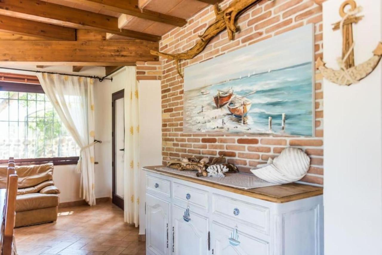 villa con immenso giardino Orosei Esterno foto